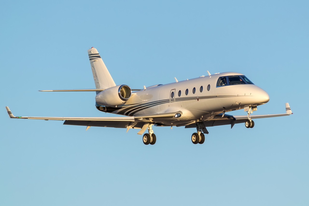 Gulfstream G150 private jet charter'